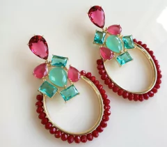 Brinco cristais vermelho banhado a ouro 18k