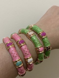 Pulseiras coloridas