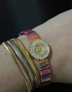 Pulseira handmade letra B