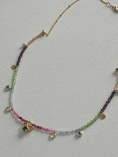 Choker colorida cristais trevo e olho grego banhada a ouro 18k na internet