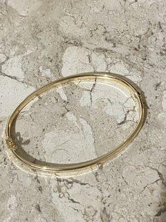 Bracelete liso banhado a ouro 18k
