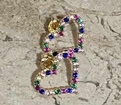 Brinco coracao colorido banhado a ouro 18k