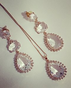 Conjunto cristal banhado a ouro 18k