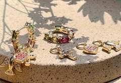 Argolinha colorida pingentes banhada a ouro 18k - comprar online