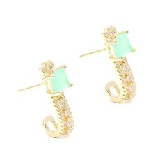 Brinco zircônia e esmeralda colombiana banhado a ouro 18k
