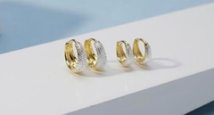 Brinco argolas banho ouro detalhe rodio