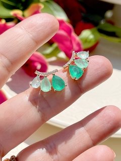Brinco gotas esmeralda colombiana banhado a ouro 18k - Ananogueirasemijoias