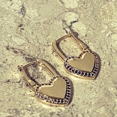 Brinco argola coracao colorido banhado a ouro 18k