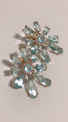 Brinco flor pedraria