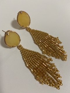 Brinco amarelo e dourado franja