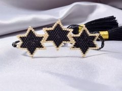 Pulseira ajustável estrelas preta e dourada handmade 