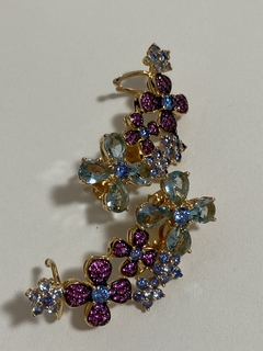 Brinco ear cuff flores banho ouro 18k