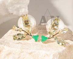 Brinco folhas verdes cristais fecho em pérola banha ouro 18 - comprar online