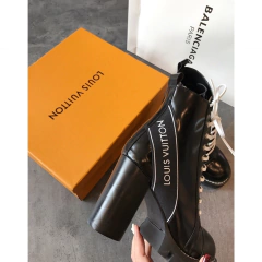 Bota coturno cadarço branco LV - loja online