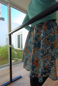 Imagen de Pollerín largo invierno floral
