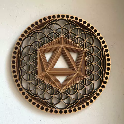 Platonic Solid Icosahedron (Varnish and Golden)