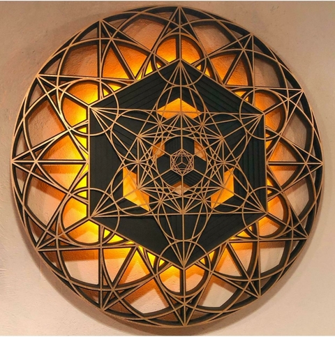 The Metatron Cube Iluminated (Black and Golden)