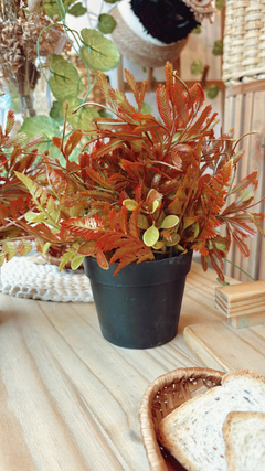 PLANTA ARTIFICIAL CON MACETA