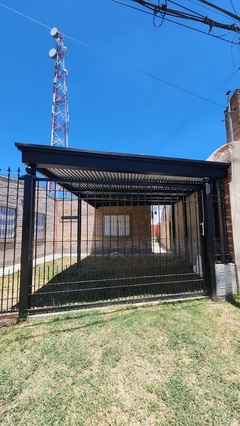 Galería en estructura metalica, cubierta galvanizada y zingueria completa en internet