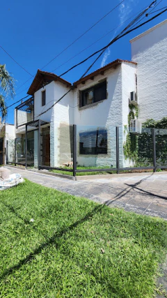 FACHADA COMPLETA - ESTRUCTURA EN HIERRO Y VIDRIO TEMPLADO - comprar online