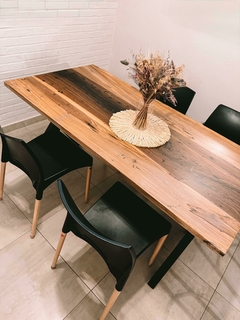 Imagen de Mesa de comedor madera maciza de Guayubira - Diseño X