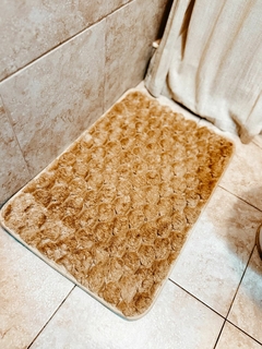 Alfombra panal of Beige p/baño- absorvente