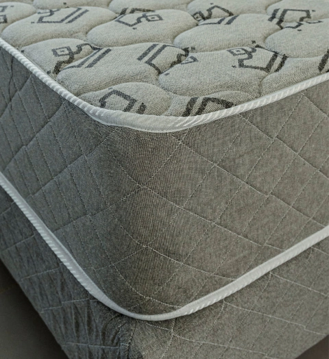 Colchón Alta Densidad – Soporte Extra Firme | Tejido Jacquard