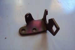 Suporte Cabo Acelerador Omega 6cc 93/94 Original Gm 90285411 - AUTO PEÇAS RELÍQUIAS