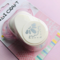 Sacabocado Perforadora Esquina Flores 25 Mm Scrapbooking - Bazar ScrapBooking