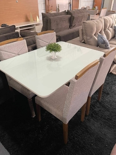 Mesa Off White com 4 Cadeiras - Estofados Canova