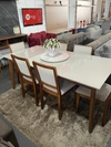 Mesa com 6 cadeiras Tecido Linho