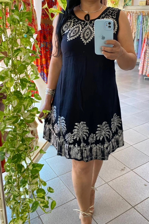 VESTIDO CURTO INDIANO BORDADO MODELO CAVADO EM VISCOSE