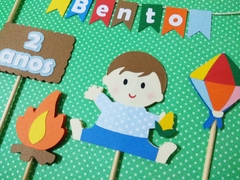 Topo de bolo - Festa junina menino na internet