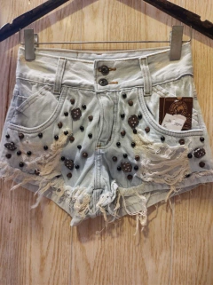 Short botão folhinha Ref;22272