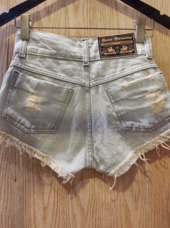 Short pérola e barra virada - comprar online