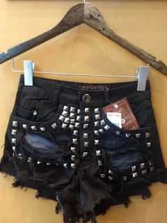 Short customizado gatagaiattajeans