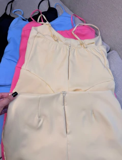Conjunto aspas na internet