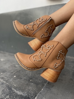 juli suela en internet