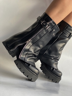 KENIA Borcegos en internet