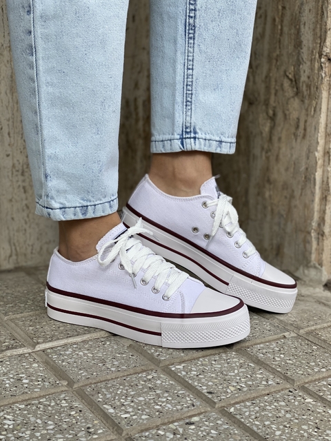 ZAPAS ALTAS DE LONA BLANCA