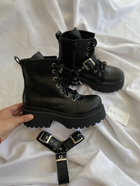 Borcegos CHARIS - comprar online