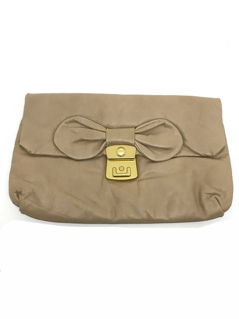 Marc Jacobs - Clutch Couro Caramelo