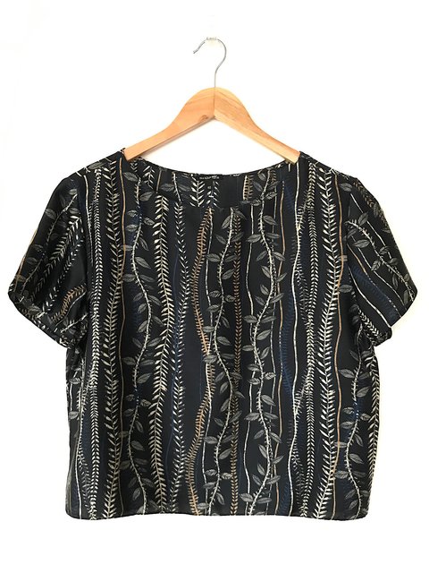 Blusa Cropped Azul Estampada - 40