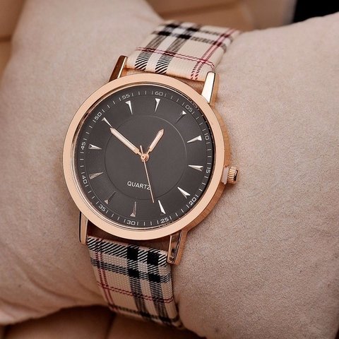 Relógio Estilo Burberry