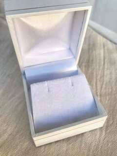 Aro Oro Blanco 18k - Argolla con Cubik