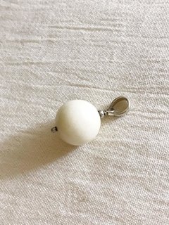 Dije Piedra Natural - Bola Piedra - ROMINA relojeria+joyeria