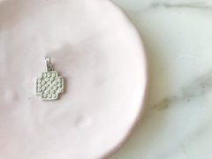 Dije Plata 925 - Cruz Equilibrio Diseño - comprar online