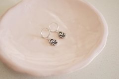 Aros Plata 925 - Argolla con Mano de Fátima en internet