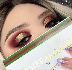ESMERALDA PALETTE II - La Cosmetiquera By: Lupita Rubio
