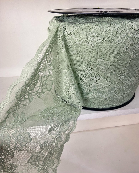 Puntilla verde agua, marca Gabor 18 cm